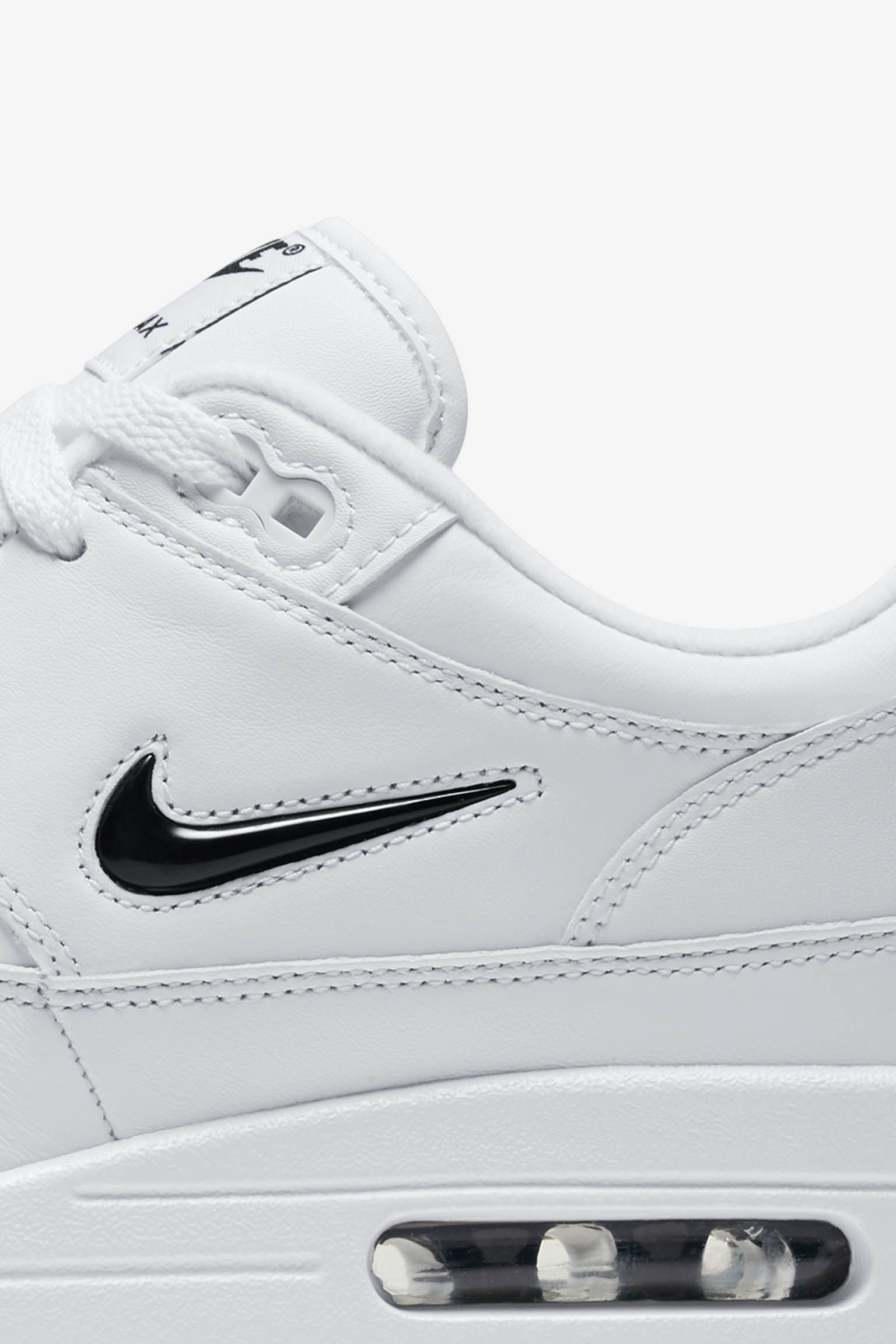 nike air max 1 jewel white gum