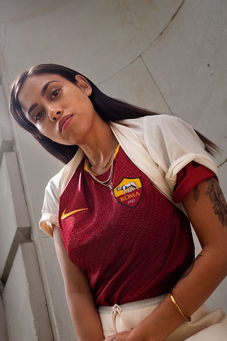 2018/19 AS Roma Stadium Home Kit 2018/19 AS Roma Stadium Home Kit