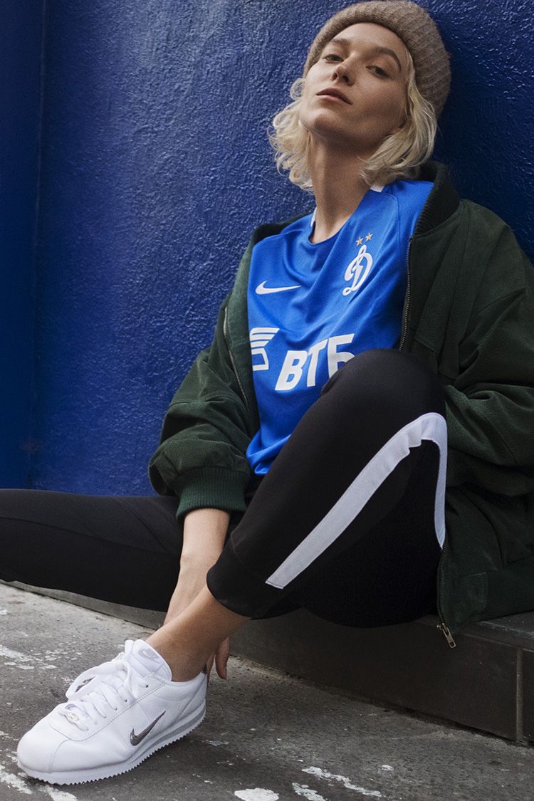 FC Dynamo Moscow 2017/18 Home Kit FC Dynamo Moscow 2017/18 Home Kit