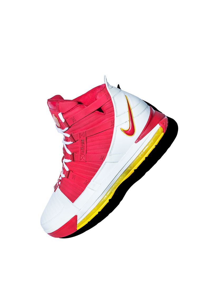 Inside The Vault: Nike LeBron III Inside The Vault: Nike LeBron III