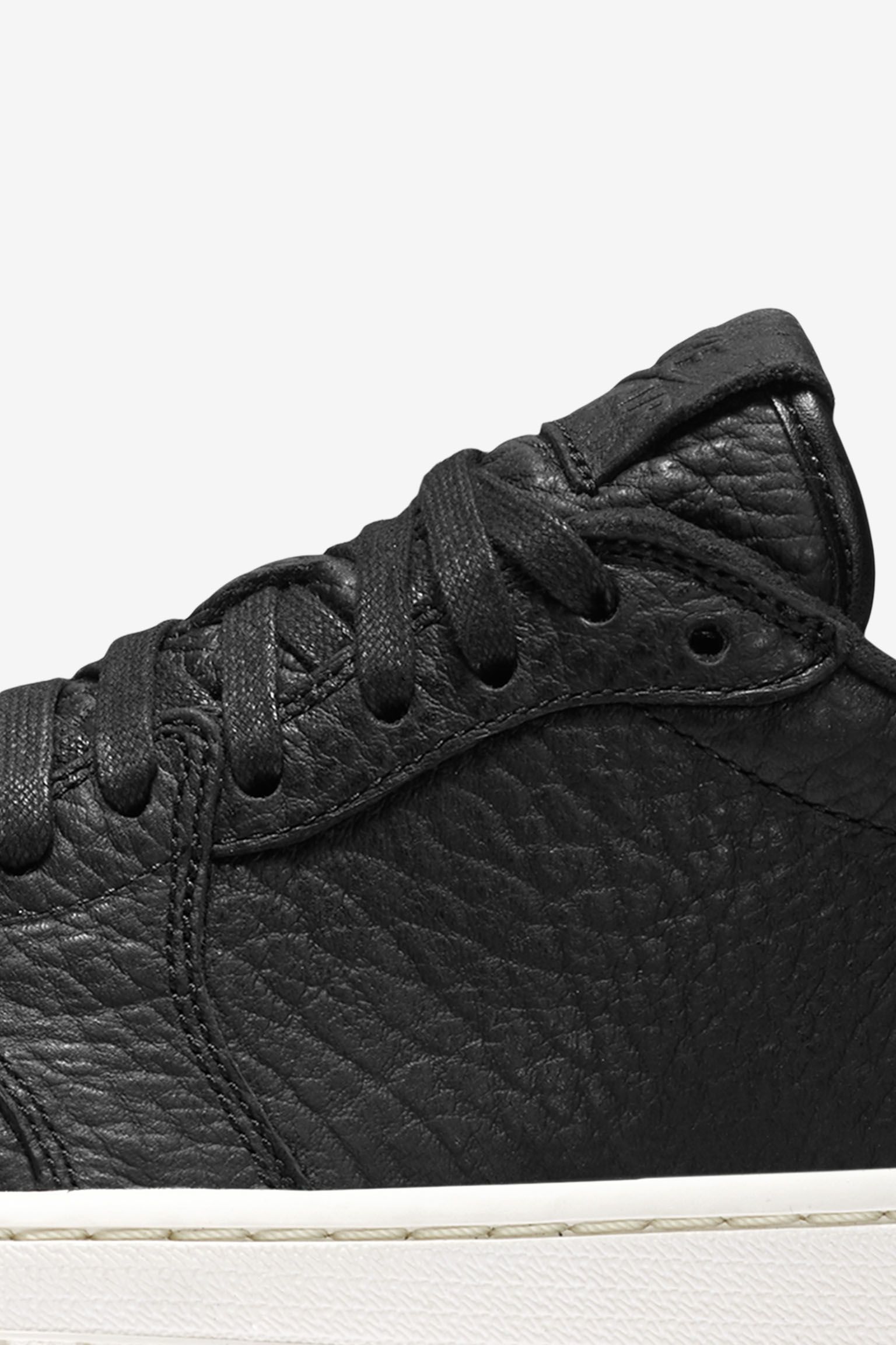 Air Jordan 1 Retro Low 'Swooshless All Year Appeal' Black Release Date Air Jordan 1 Retro Low 'Swooshless All Year Appeal' Black Release Date