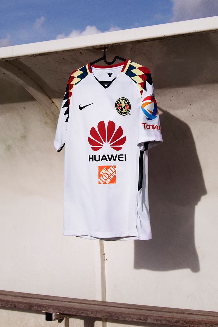 Club América 2017/18 Away Kit Club América 2017/18 Away Kit