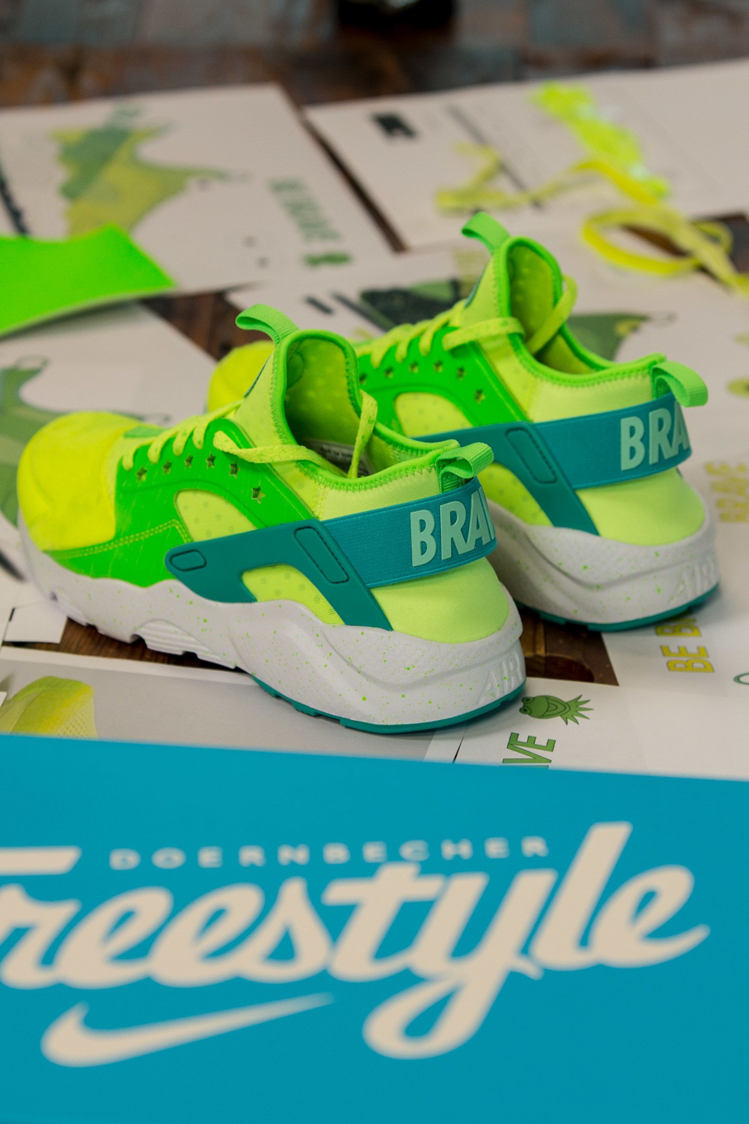 WMNS AIR HUARACHE ULTRA DOERNBECHER WMNS AIR HUARACHE ULTRA DOERNBECHER