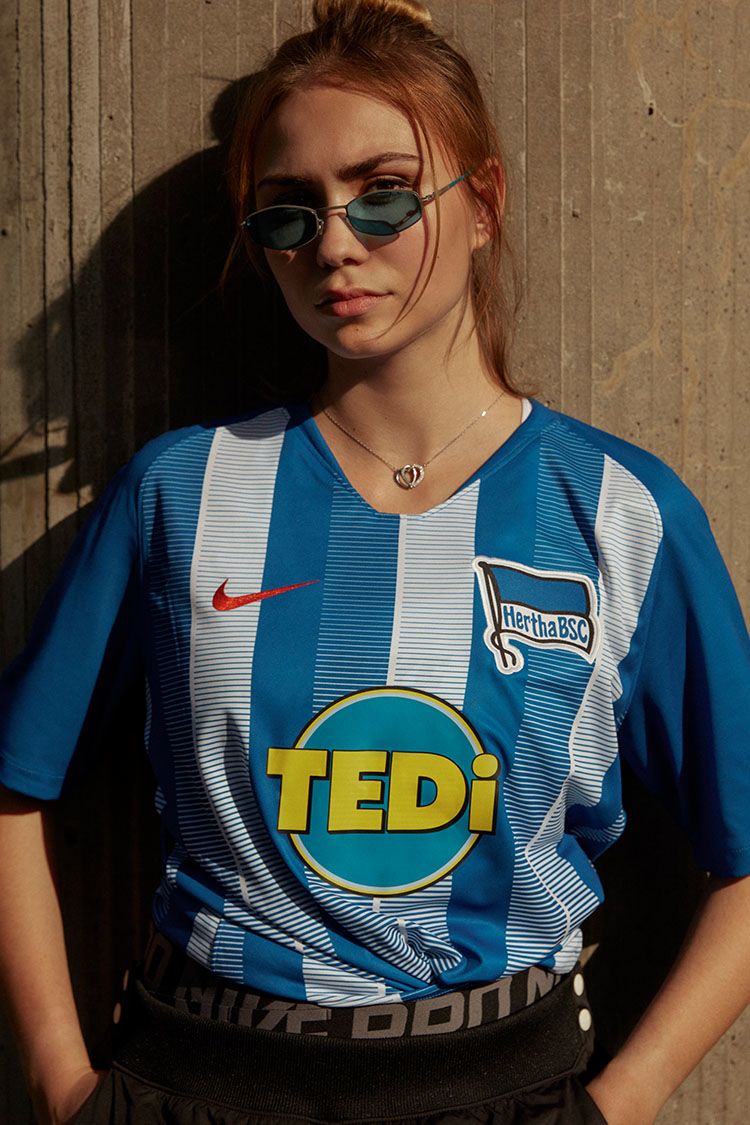 Hertha Berlin 2018/19 Stadium Home Jersey Hertha Berlin 2018/19 Stadium Home Jersey