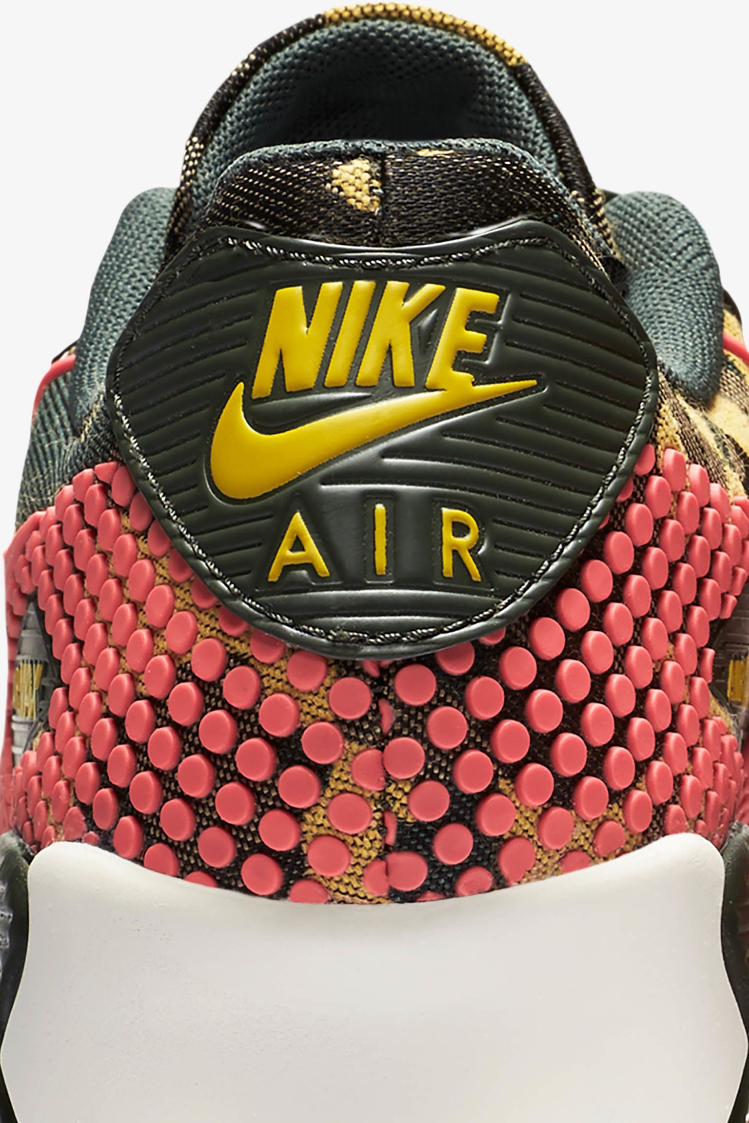 Women's Nike Air Max 90 'Jacquard Camo' Women's Nike Air Max 90 'Jacquard Camo'