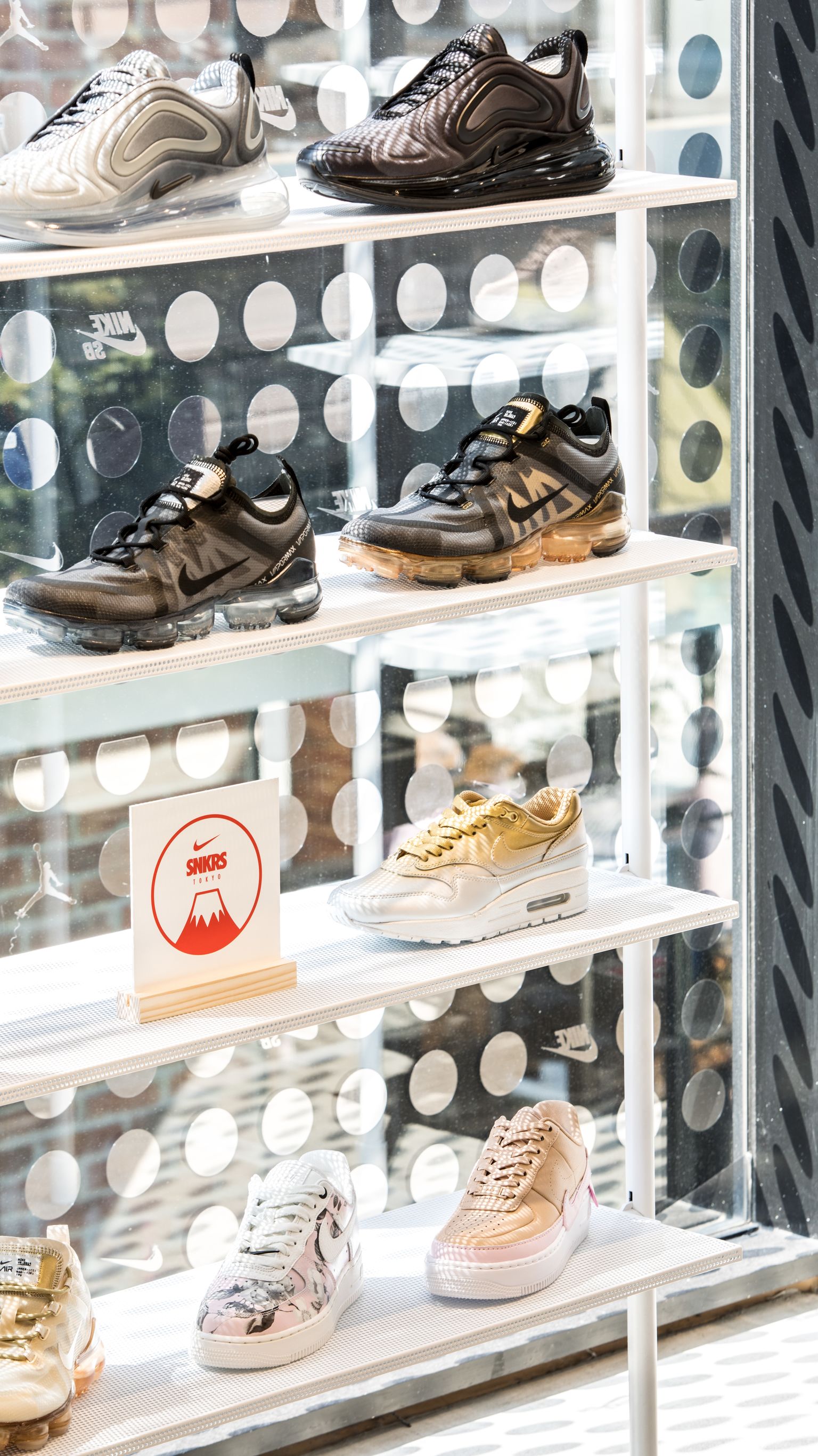 【NIKE公式】ONE YEAR OF SNKRS: Nike Kicks Lounge Omotesando 【NIKE公式】ONE YEAR OF SNKRS: Nike Kicks Lounge Omotesando