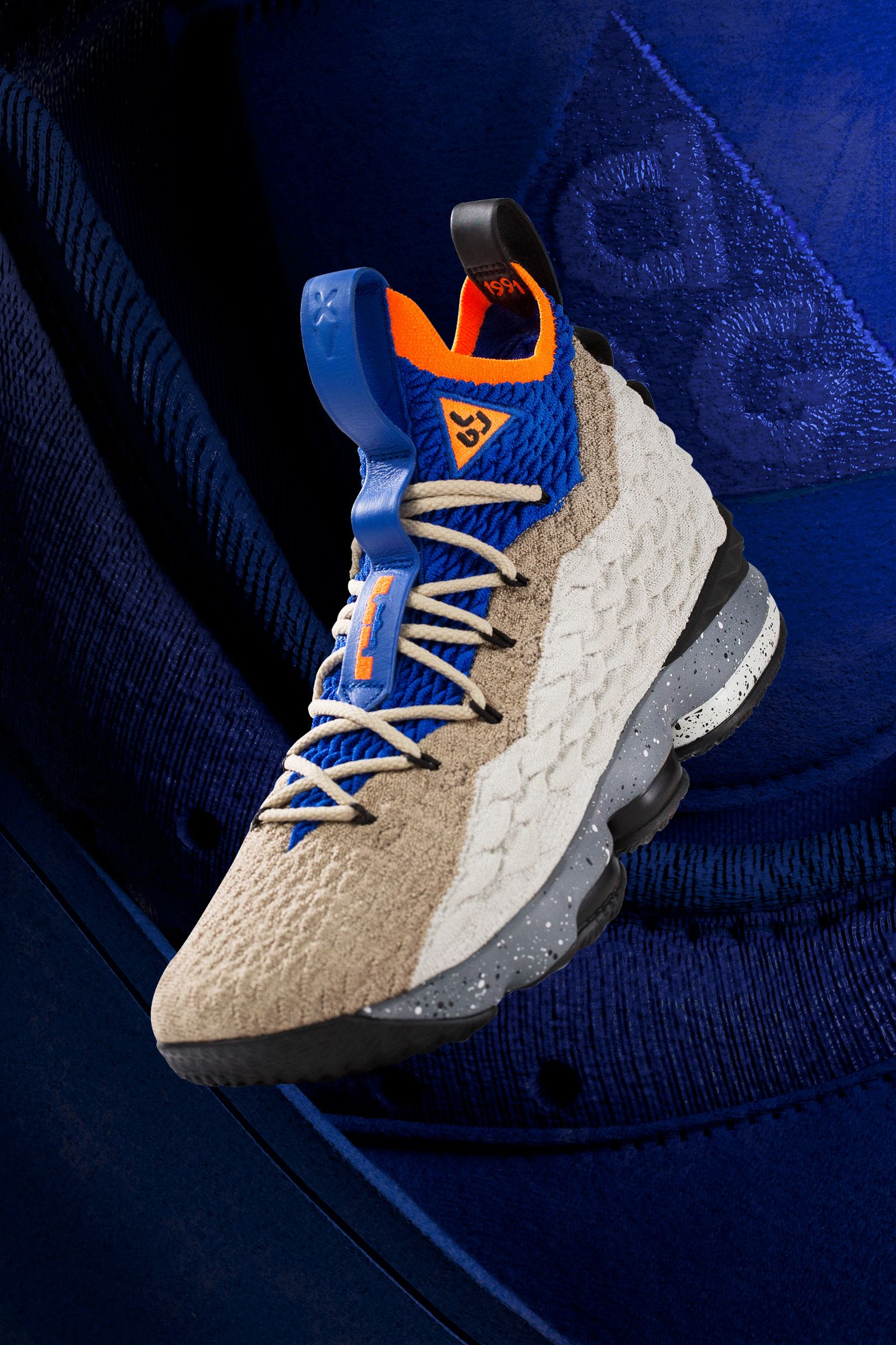 LEBRON 15 LEBRON 15