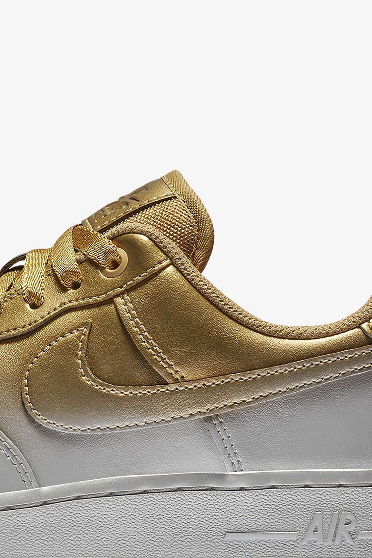 Women's Air Force 1 'Metallic Gold & Metallic Platinum' Release Date Women's Air Force 1 'Metallic Gold & Metallic Platinum' Release Date