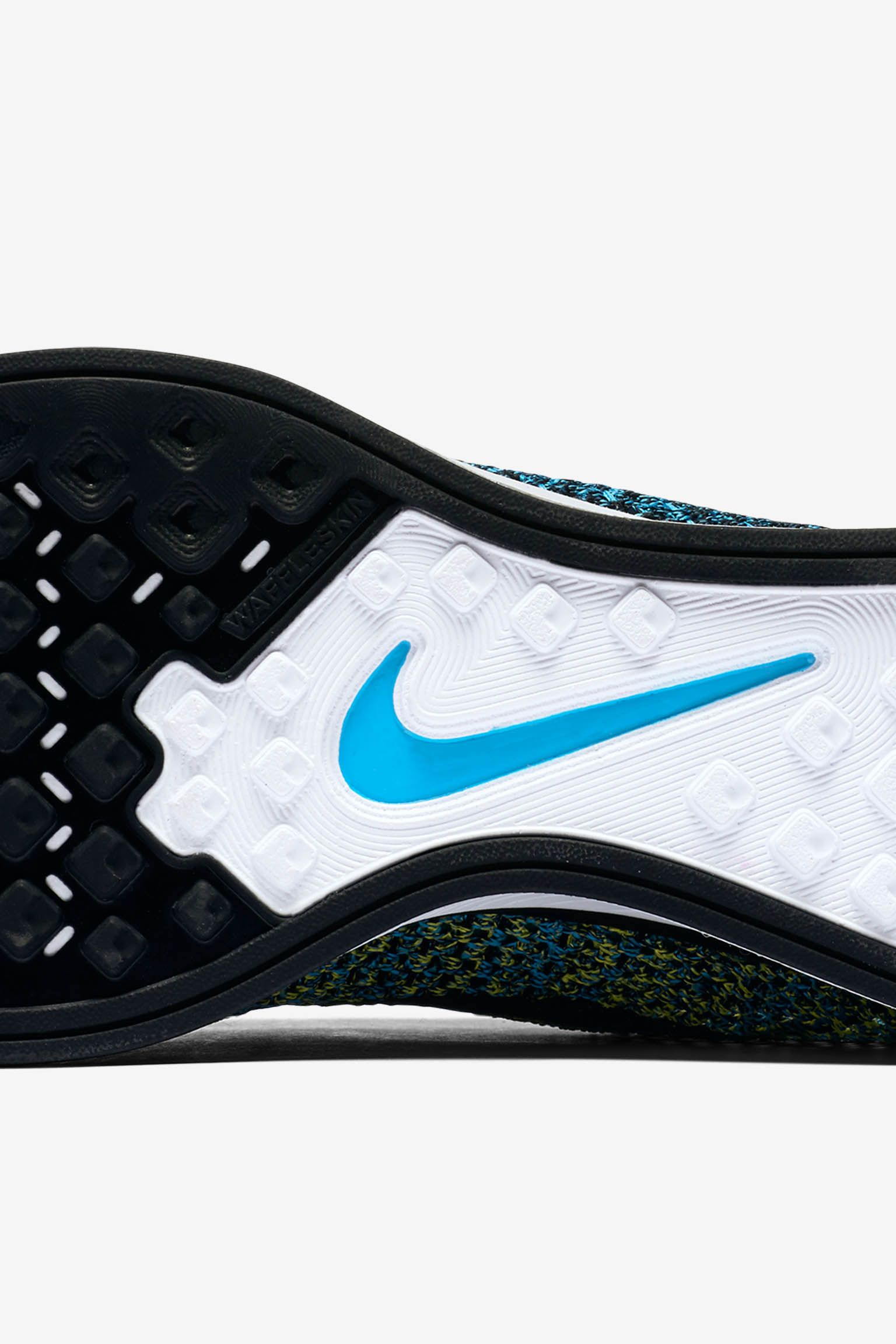 nike nightgazer grey