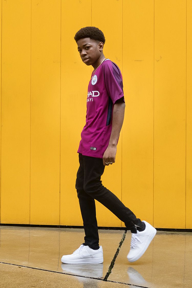 Man City 2017/18 Home Kit Man City 2017/18 Home Kit