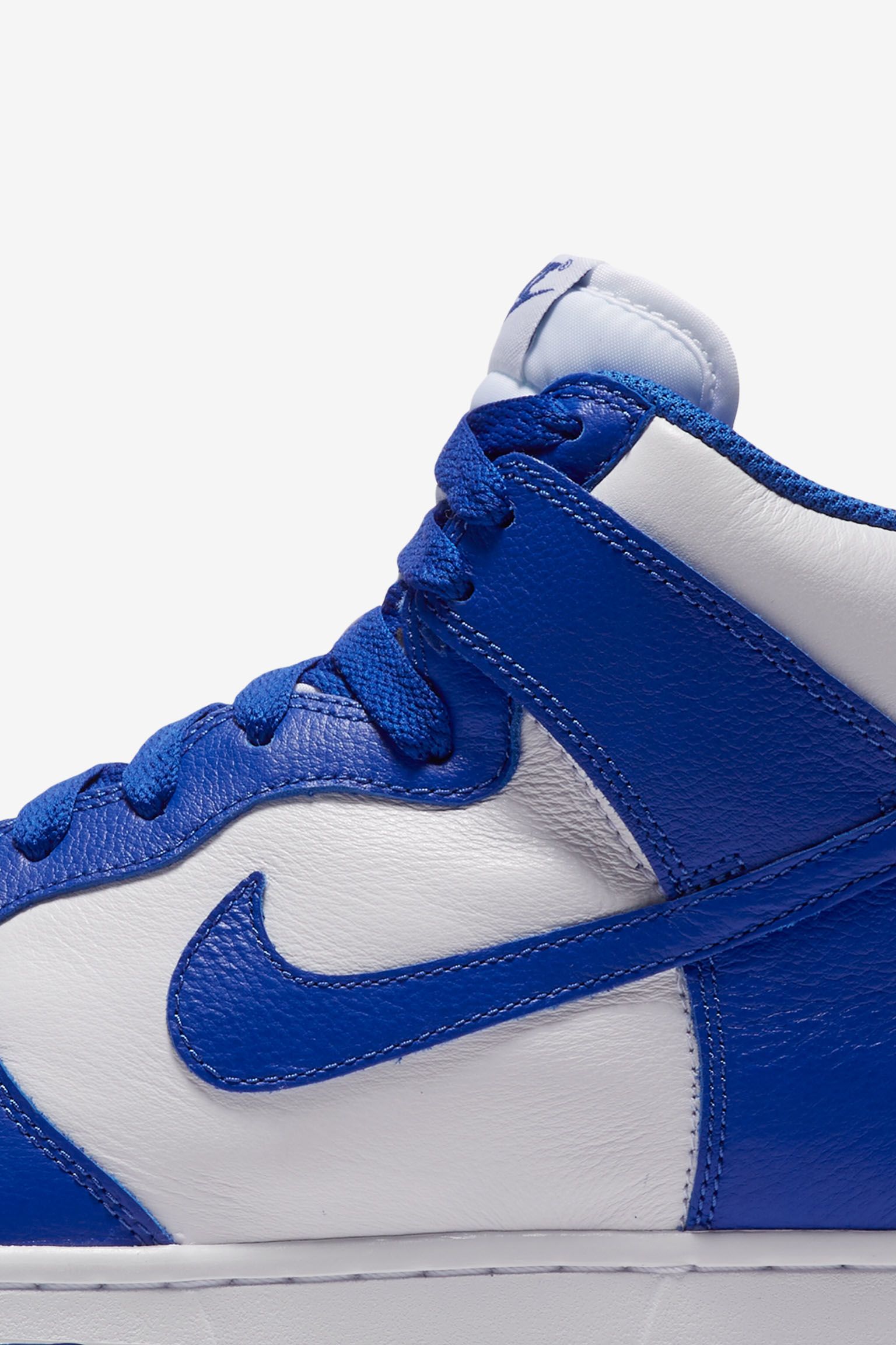 color changing dunk