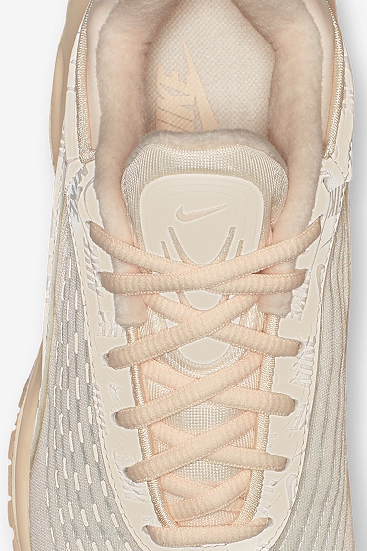 nike flyknit guava ice