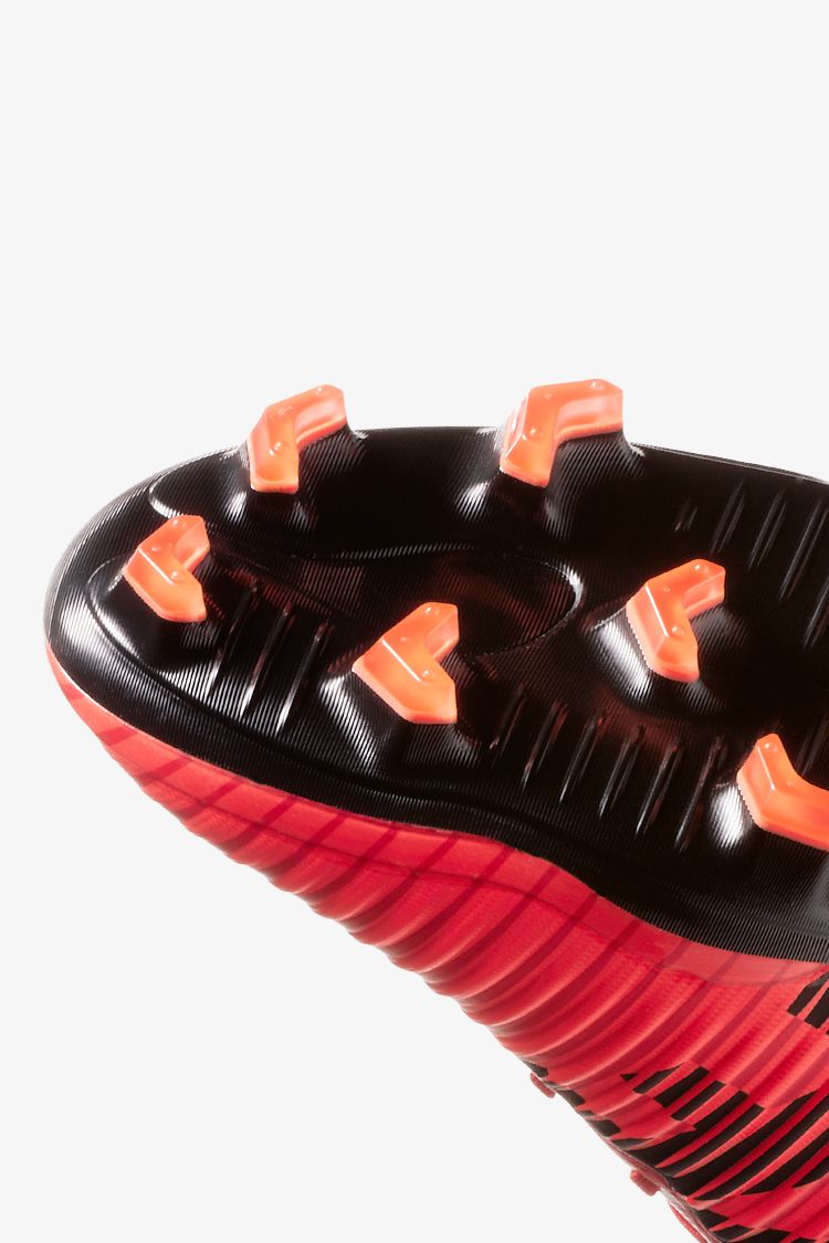 Nike Play Fire Mercurial Vapor XI Nike Play Fire Mercurial Vapor XI