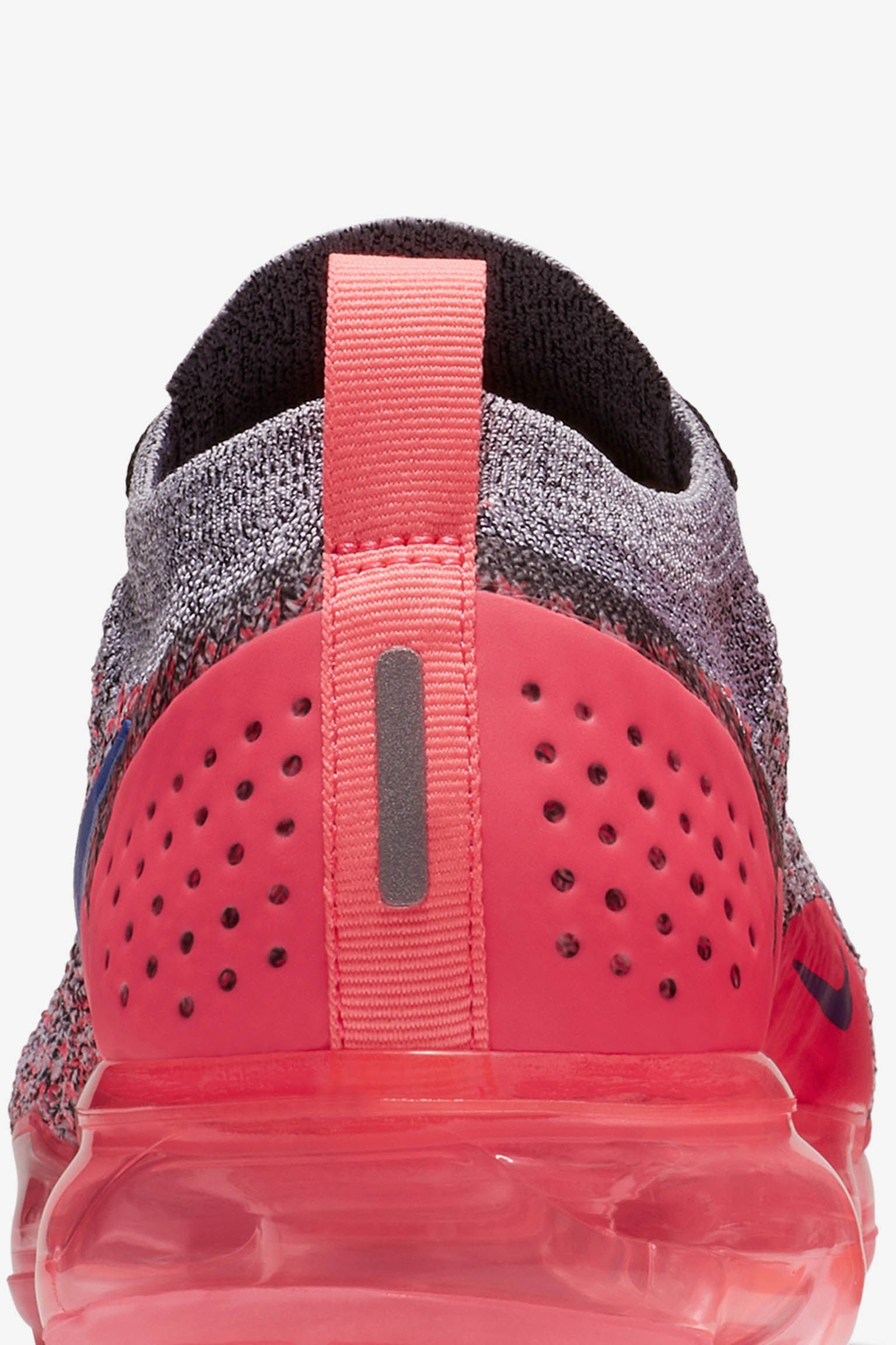 Nike Women's Air Vapormax Flyknit 2 'Ultramarine & Hot Punch' Release Date Nike Women's Air Vapormax Flyknit 2 'Ultramarine & Hot Punch' Release Date
