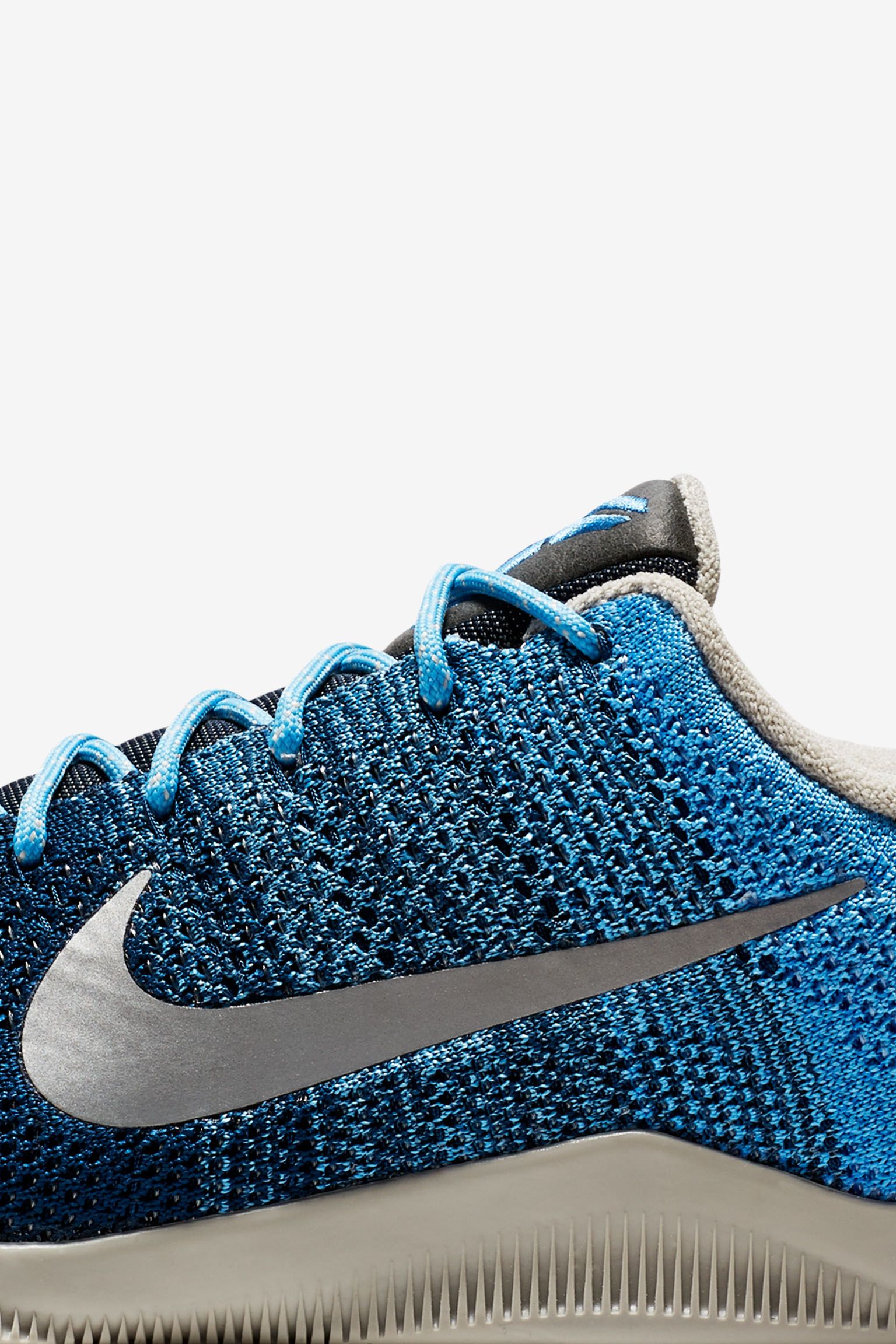 nike snkrs kobe