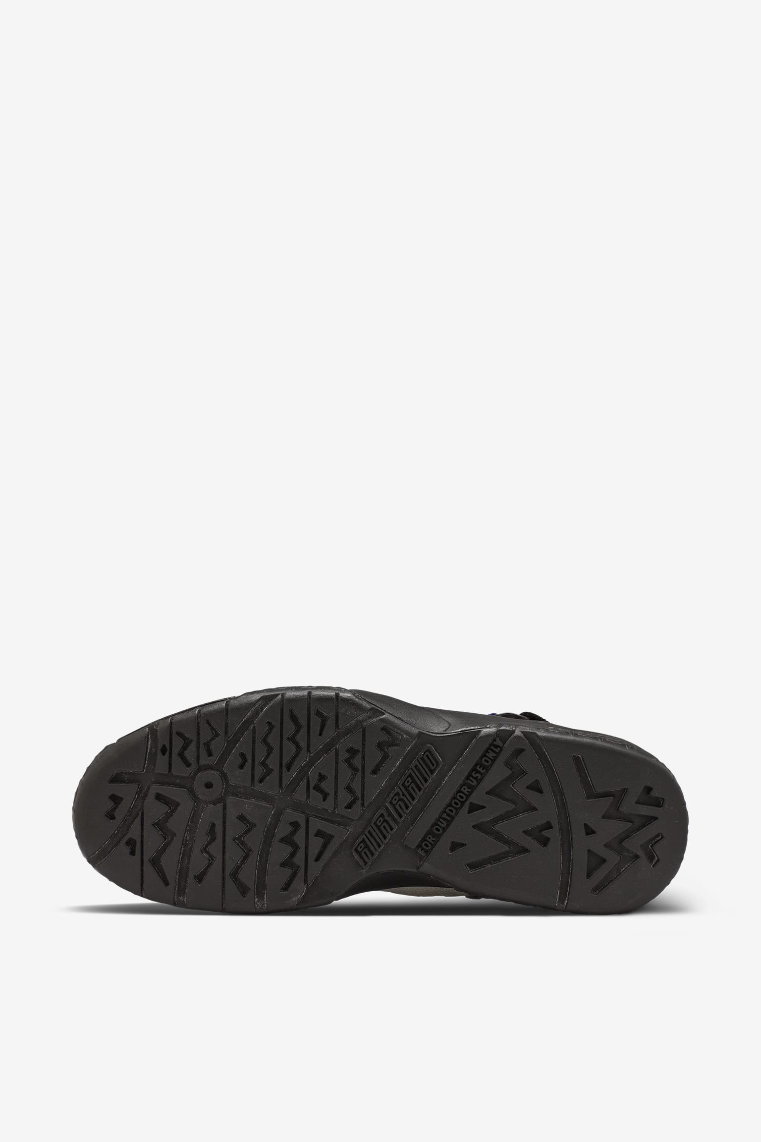 I det allerhelligste: Outdoor Hoops I det allerhelligste: Outdoor Hoops