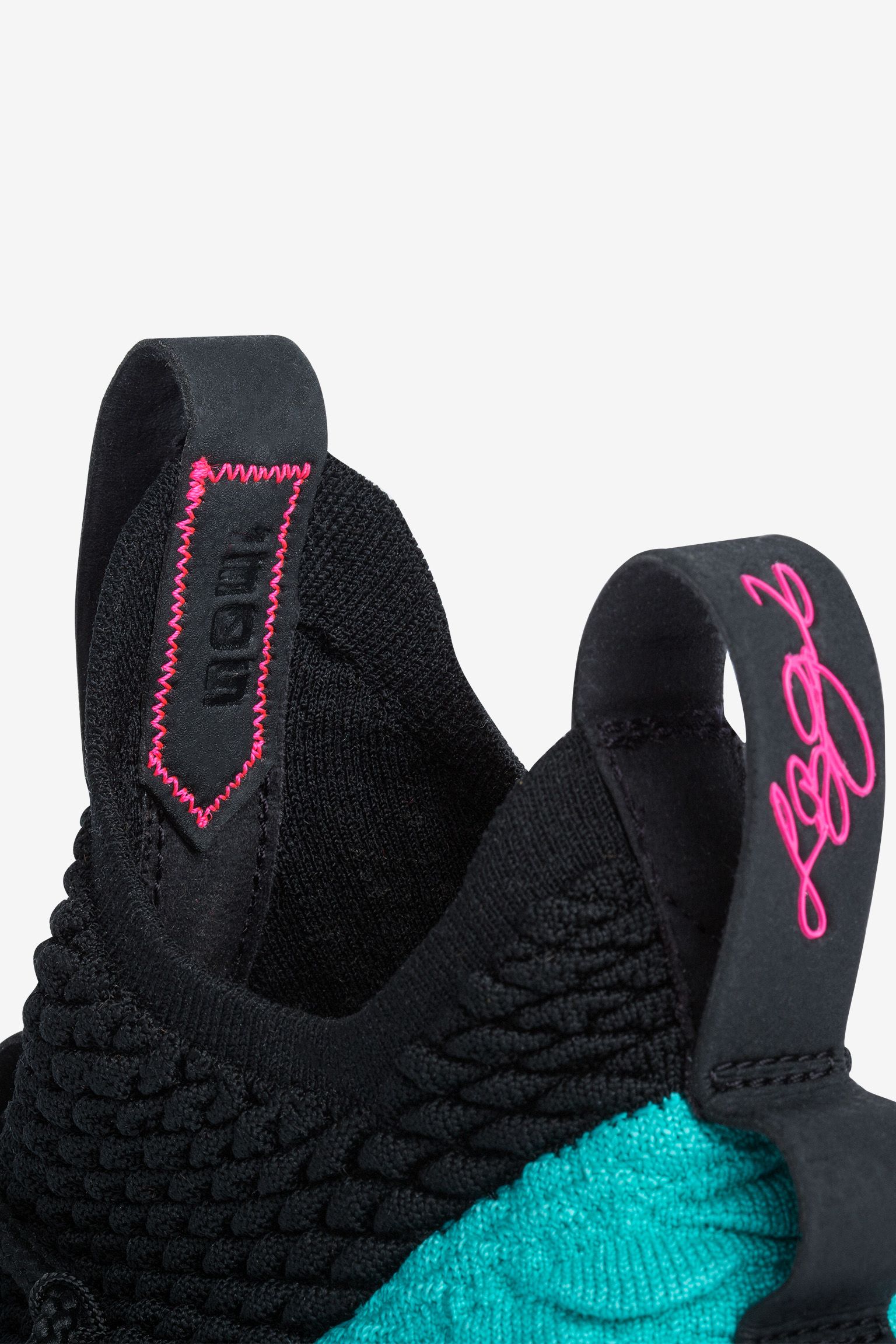 Nike Lebron Watch 'Lebron 15 South Beach' Nike Lebron Watch 'Lebron 15 South Beach'