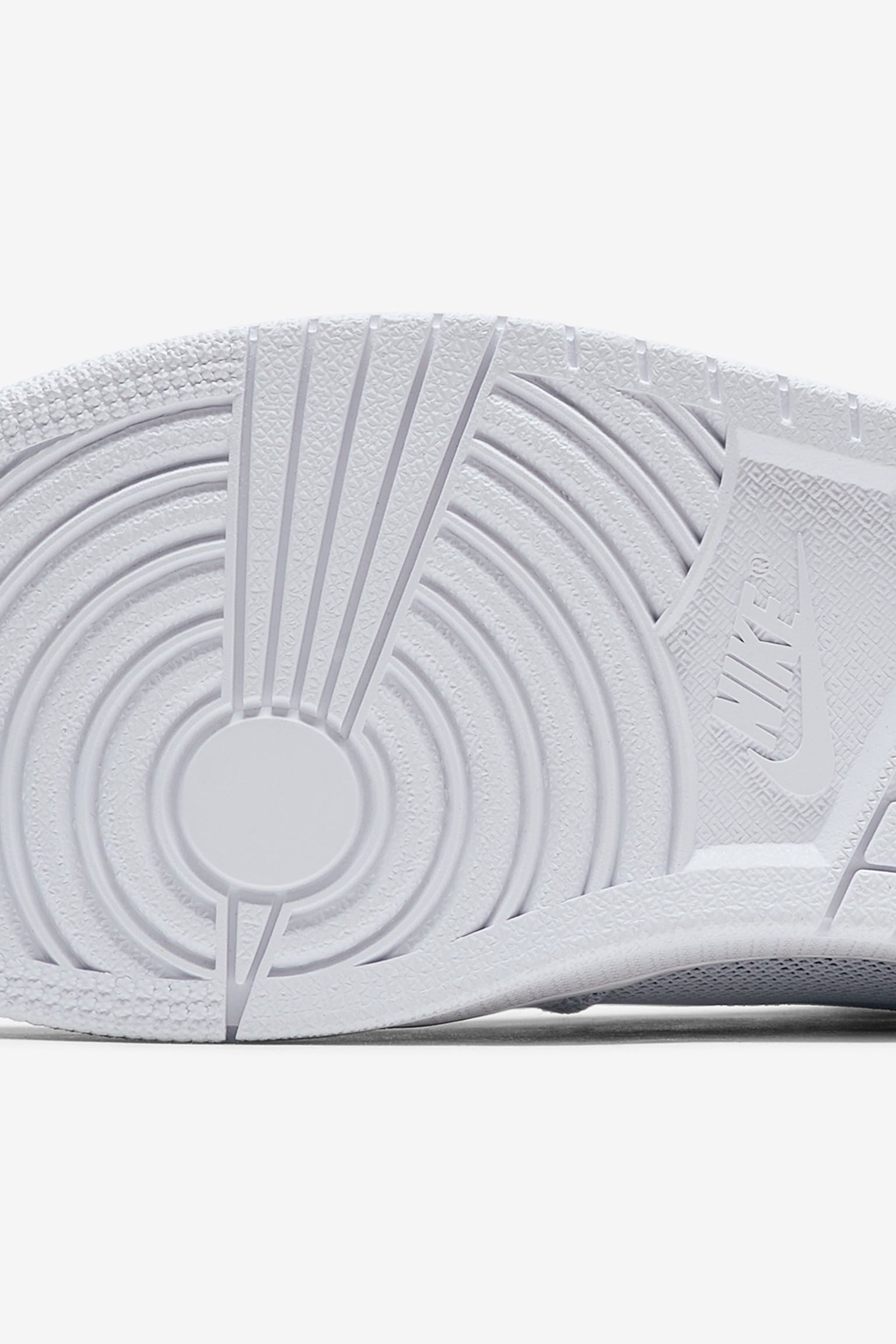 Air Jordan 1 Retro Ultra 'Black, White & Platinum' Release Date Air Jordan 1 Retro Ultra 'Black, White & Platinum' Release Date