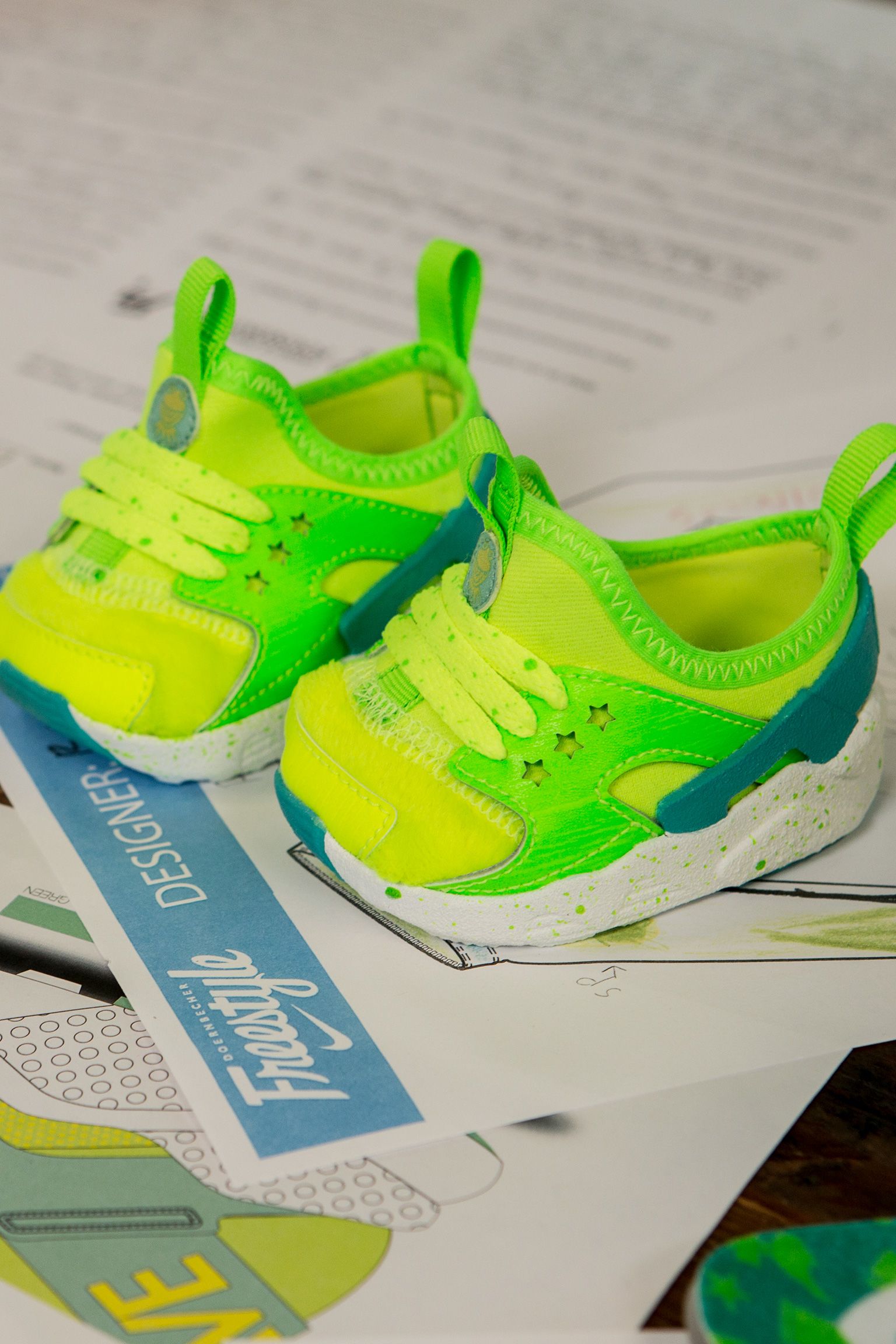 Behind the Design: Women's Nike Air Huarache Ultra Doernbecher 2016 Behind the Design: Women's Nike Air Huarache Ultra Doernbecher 2016