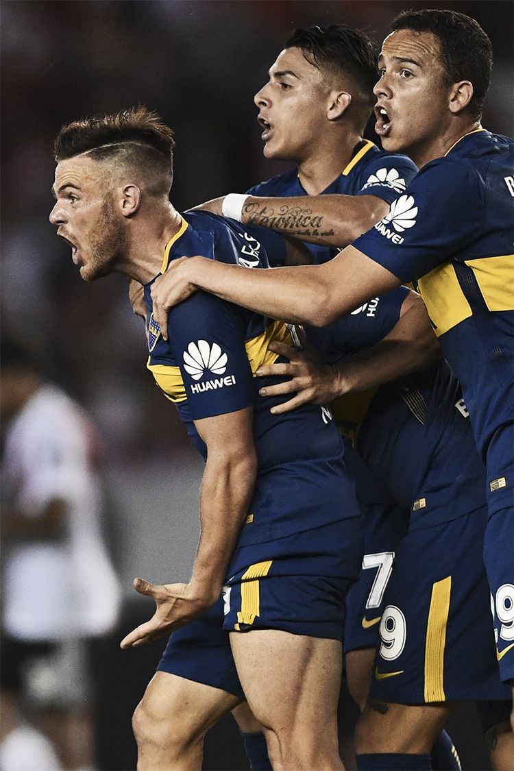 Boca Juniors 2017/18 Home Kit Boca Juniors 2017/18 Home Kit