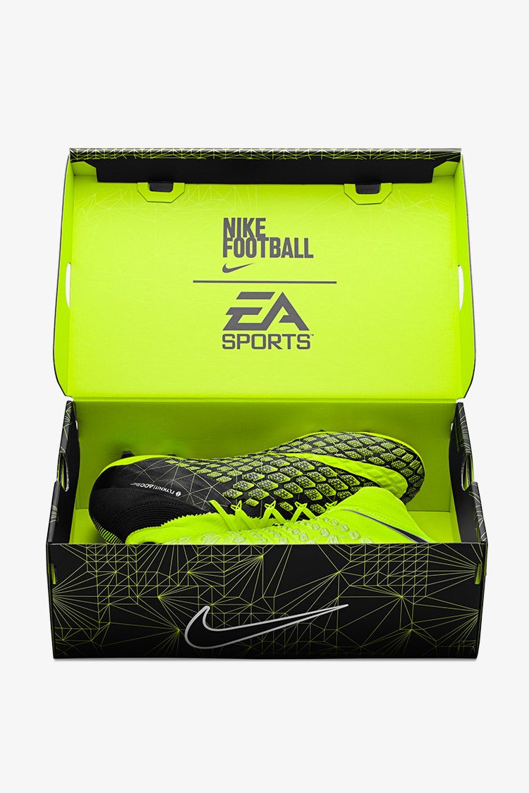 ナイキ ハイパーヴェノム ファントム III DF FG 'EA SPORTS' ナイキ ハイパーヴェノム ファントム III DF FG 'EA SPORTS'