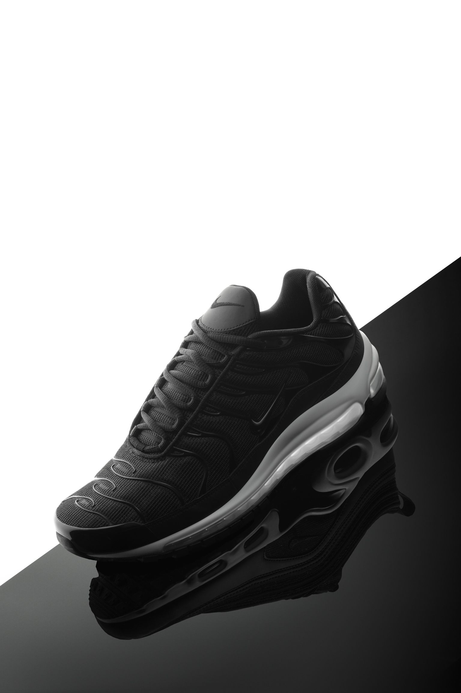 Nike Air Max 97 Plus Hybrid AH8143 001 Schwarz Anthrazit Weiß Nike Air Max 97 Plus Hybrid AH8143 001 Schwarz Anthrazit Weiß