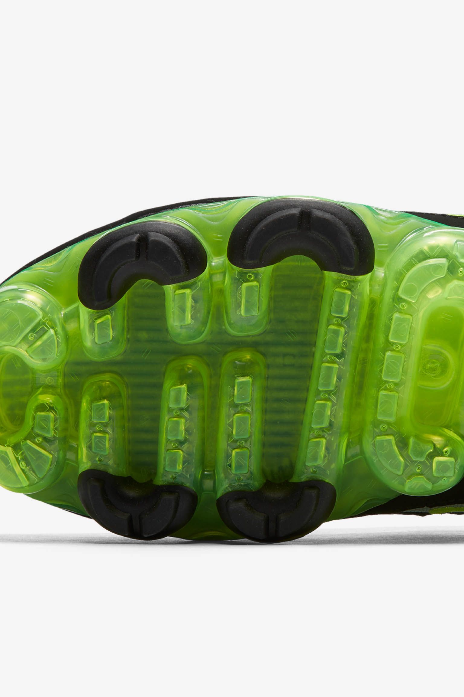 Nike Air Vapormax 97 'Black & Volt & Metallic Silver' Release Date Nike Air Vapormax 97 'Black & Volt & Metallic Silver' Release Date