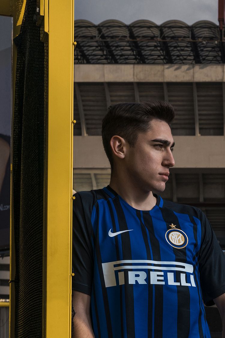2017-2018 Inter Milan Fenomeno Limited Edition Stadium Home Kit 2017-2018 Inter Milan Fenomeno Limited Edition Stadium Home Kit