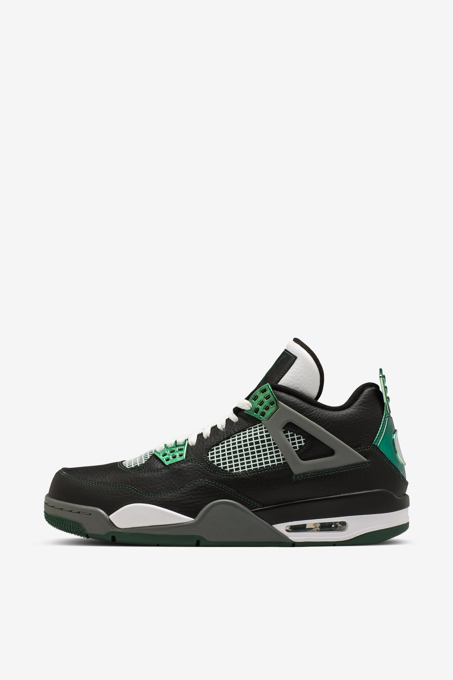Inside the Vault: Oregon Ducks x Jordan Brand Inside the Vault: Oregon Ducks x Jordan Brand