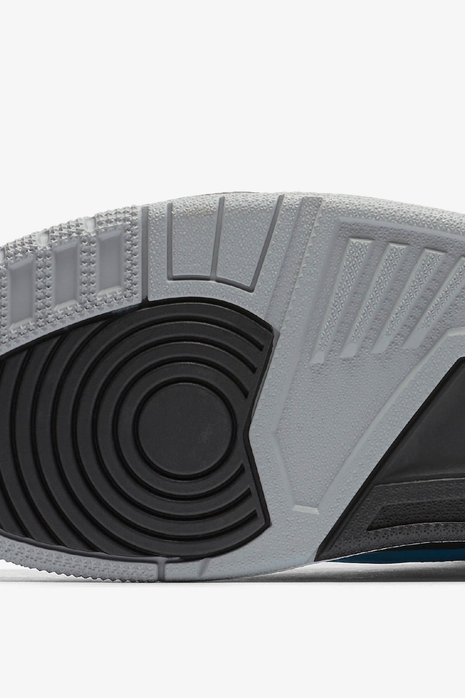 Air Jordan 3 Retro "Powder Blue". Ημερομηνία κυκλοφορίας Air Jordan 3 Retro "Powder Blue". Ημερομηνία κυκλοφορίας