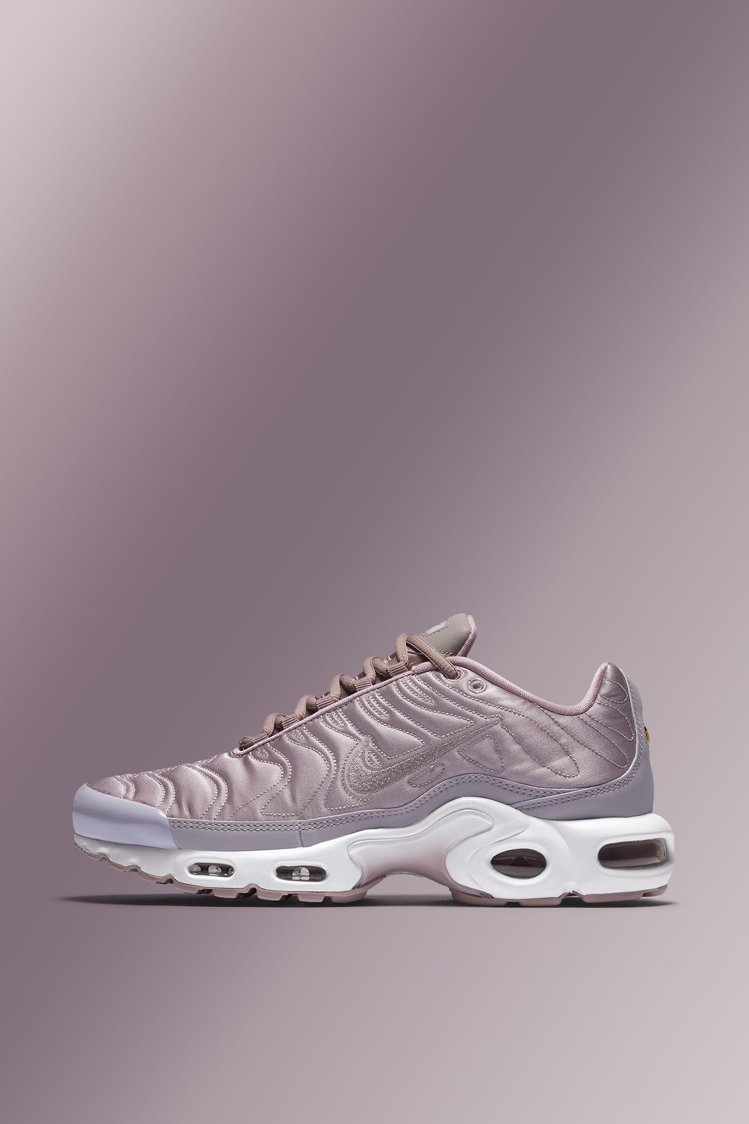 nike air max plus womens purple