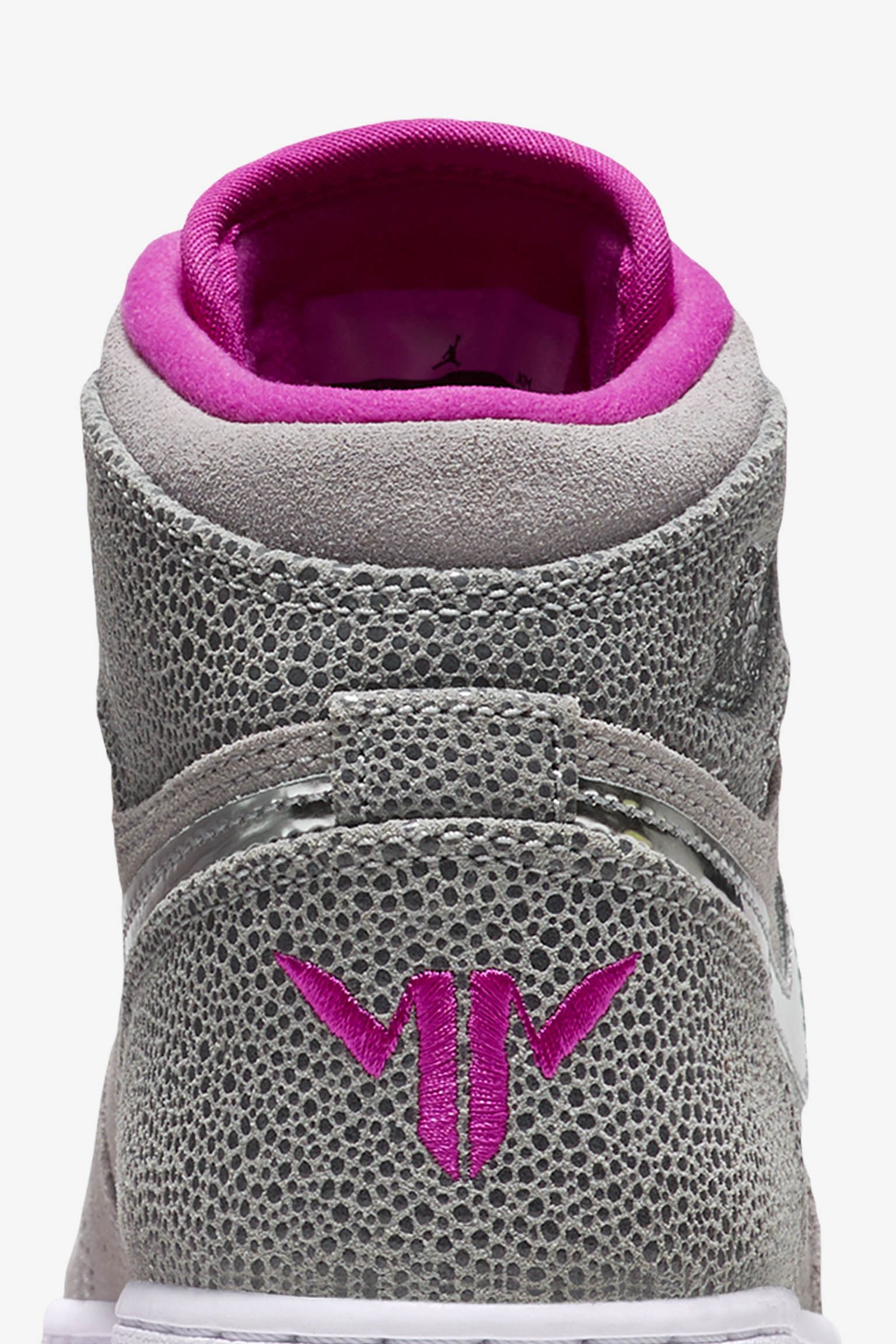 Girls' Air Jordan 1 Retro High 'Wolf Grey & Fuchsia Flash' Release Date Girls' Air Jordan 1 Retro High 'Wolf Grey & Fuchsia Flash' Release Date