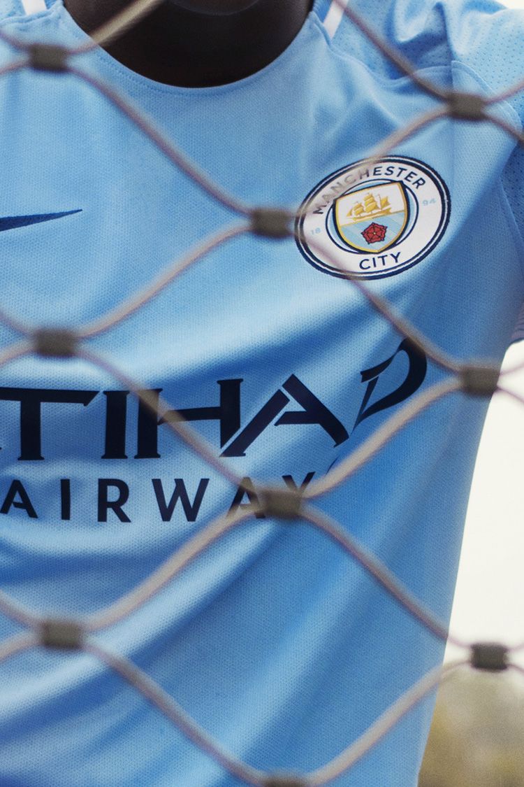 Kit de local del Manchester City para la temporada 2017/18 Kit de local del Manchester City para la temporada 2017/18