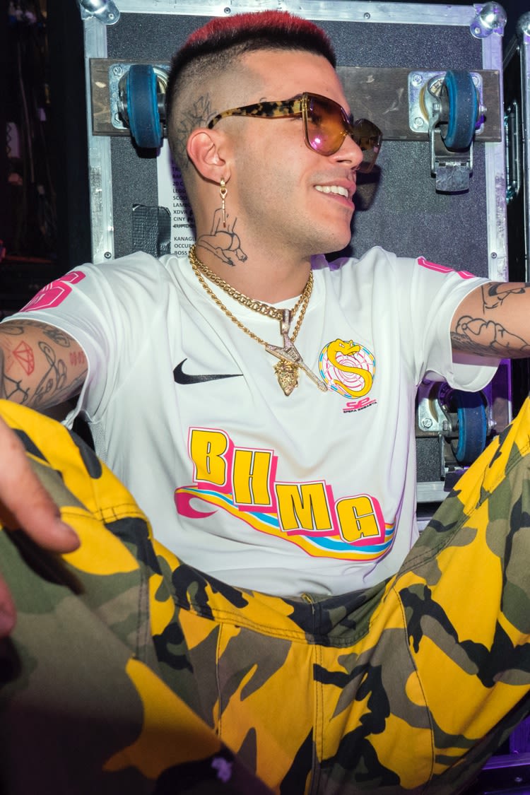 Equipación de colaboración de Sfera Ebbasta 2018 Equipación de colaboración de Sfera Ebbasta 2018