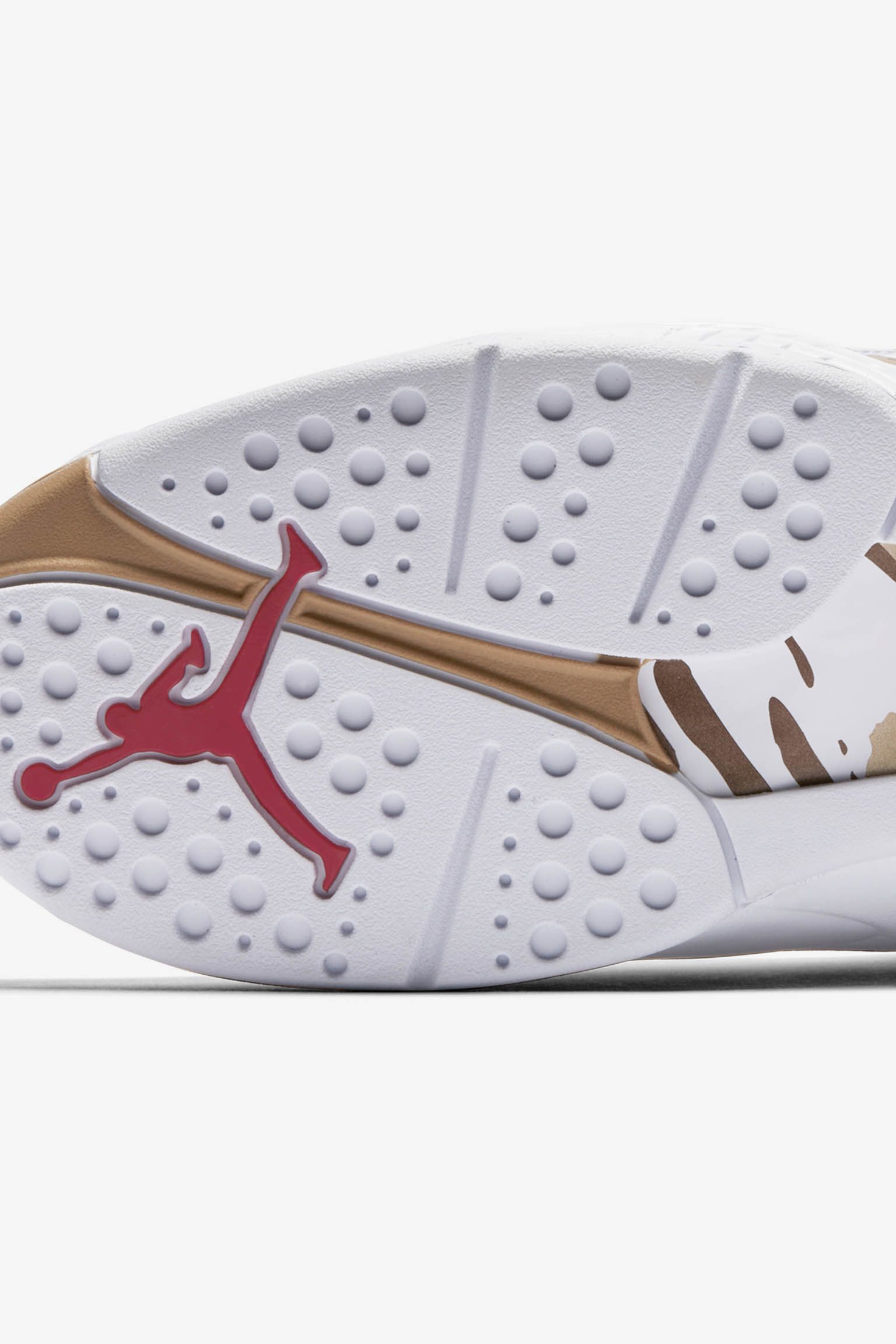 Air Jordan 8 Retro OVO 'White & Metallic Gold' Release Date Air Jordan 8 Retro OVO 'White & Metallic Gold' Release Date