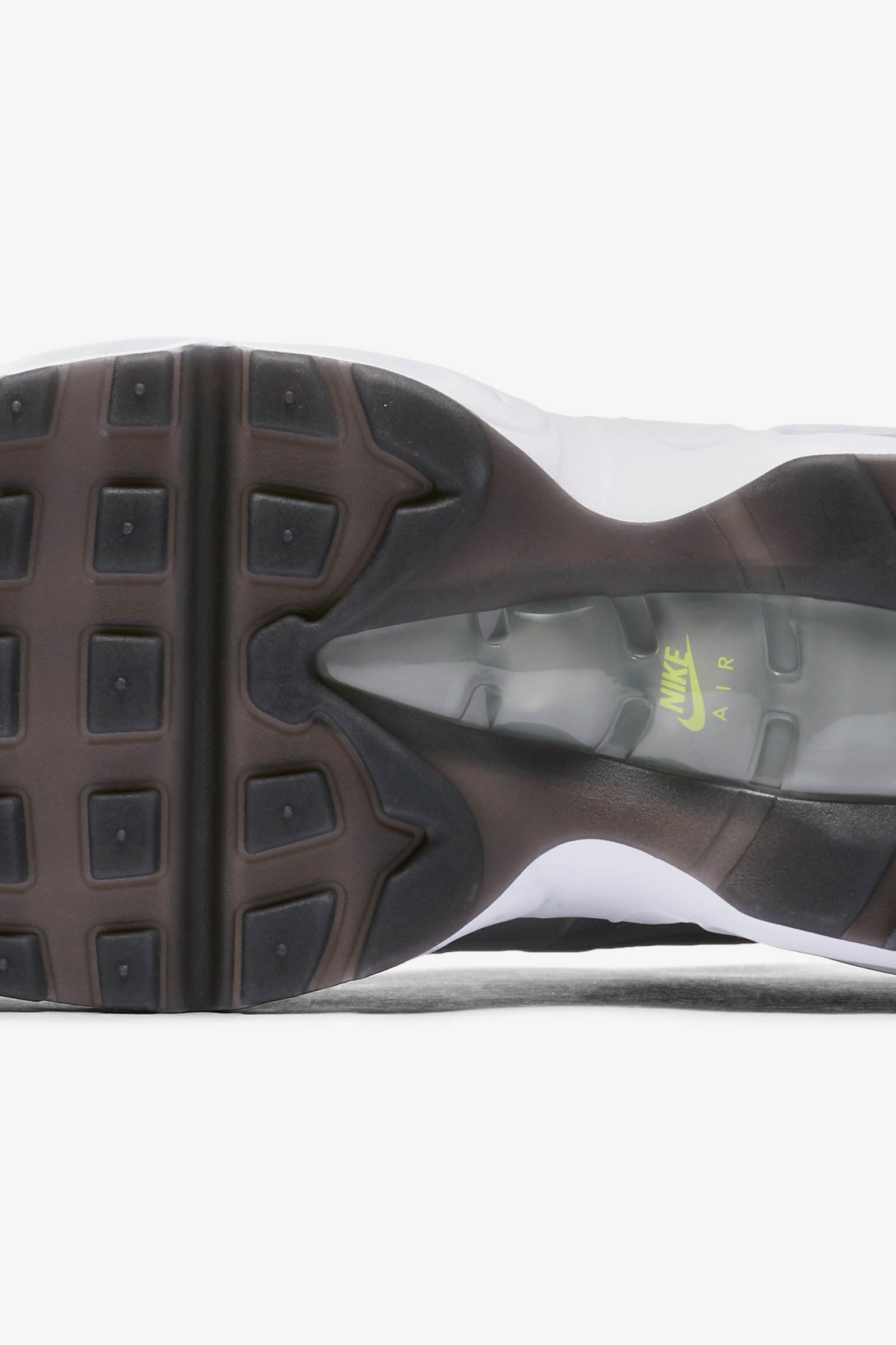 Nike Air Max 95 Big Logo 'Dust & Volt' Release Date Nike Air Max 95 Big Logo 'Dust & Volt' Release Date