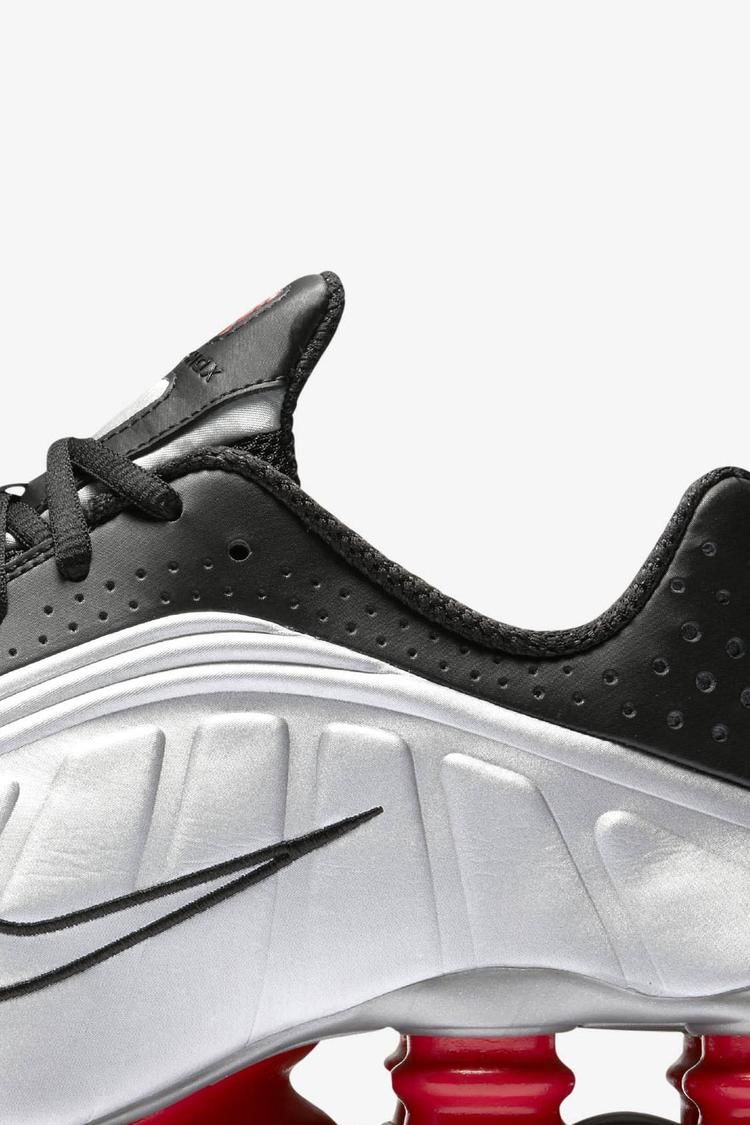 Nike Shox R4 'Black & Metallic Silver & Max Orange' Release Date Nike Shox R4 'Black & Metallic Silver & Max Orange' Release Date