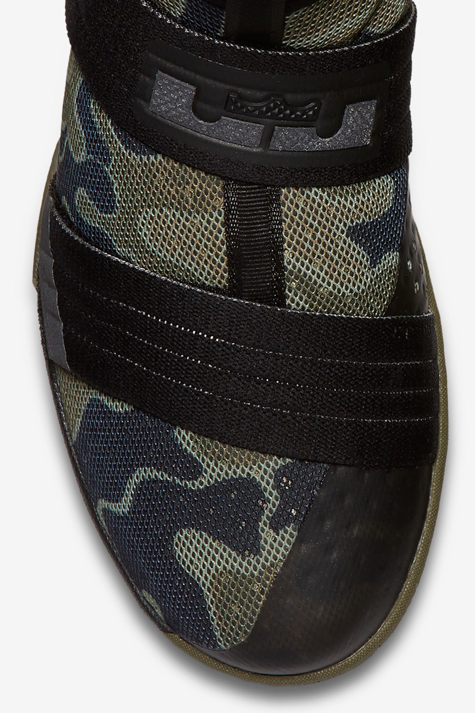 Nike Zoom LeBron Soldier 10 'Camo' Release Date Nike Zoom LeBron Soldier 10 'Camo' Release Date