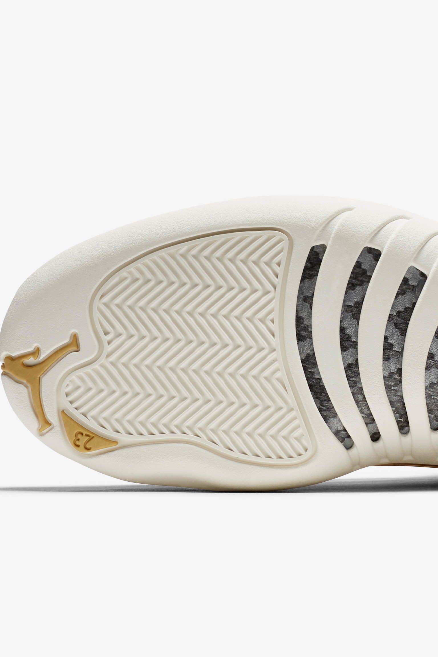 Women's Air Jordan 12 'Vachetta Tan & Metallic Gold' Release Date Women's Air Jordan 12 'Vachetta Tan & Metallic Gold' Release Date