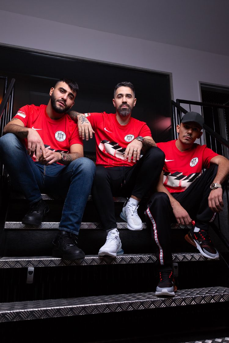 NIKE BY INTERNATIONAL DEUTSCHRAP X CAPITAL BRA, BUSHIDO & SAMRA NIKE BY INTERNATIONAL DEUTSCHRAP X CAPITAL BRA, BUSHIDO & SAMRA