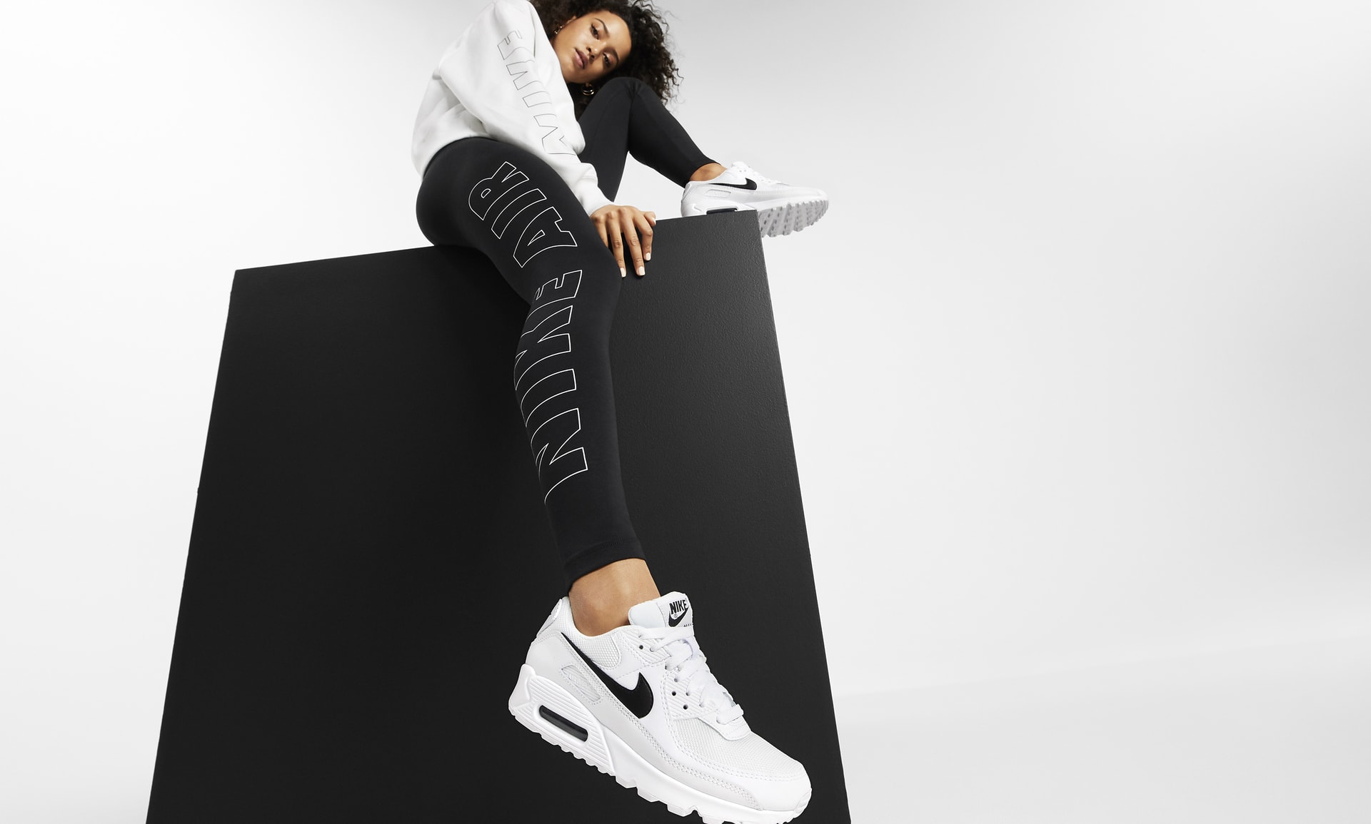 Nike Air Max 90 Women's Shoe. Nike HU Nike Lifestyle Shoes Best Price,Air Max 90 Mesh Boys White