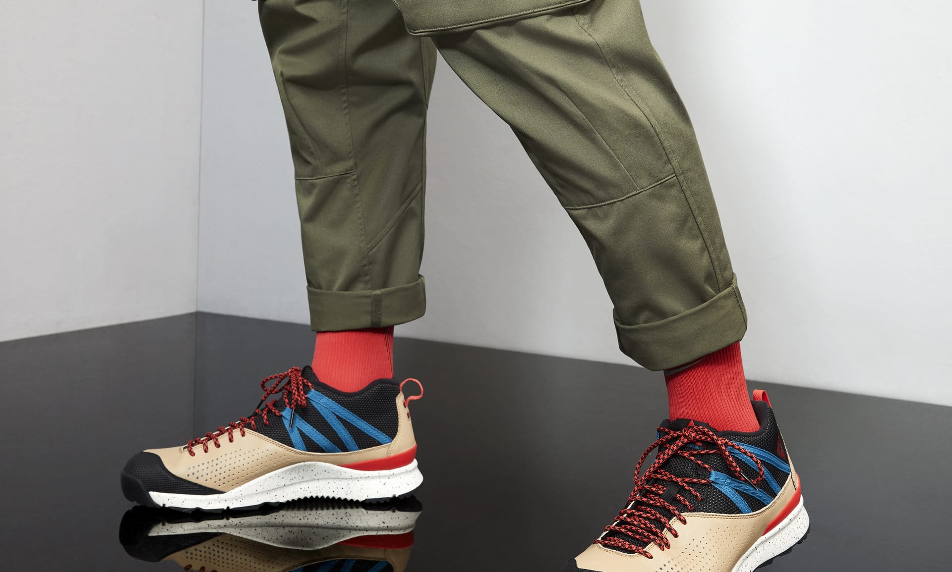 nike acg woven pant