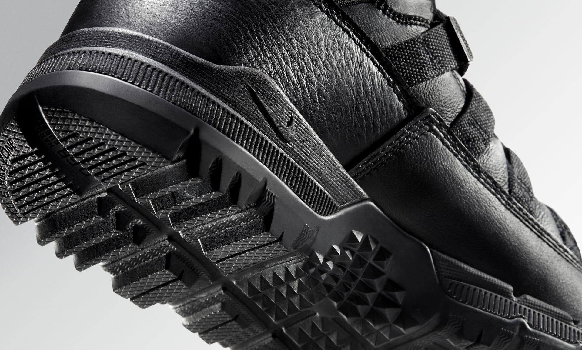nike sfb waterproof
