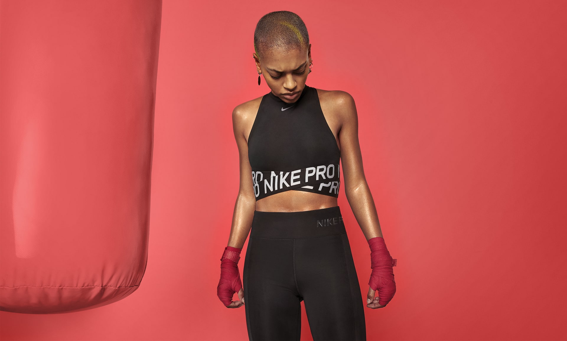 nike pro intertwist sports bra