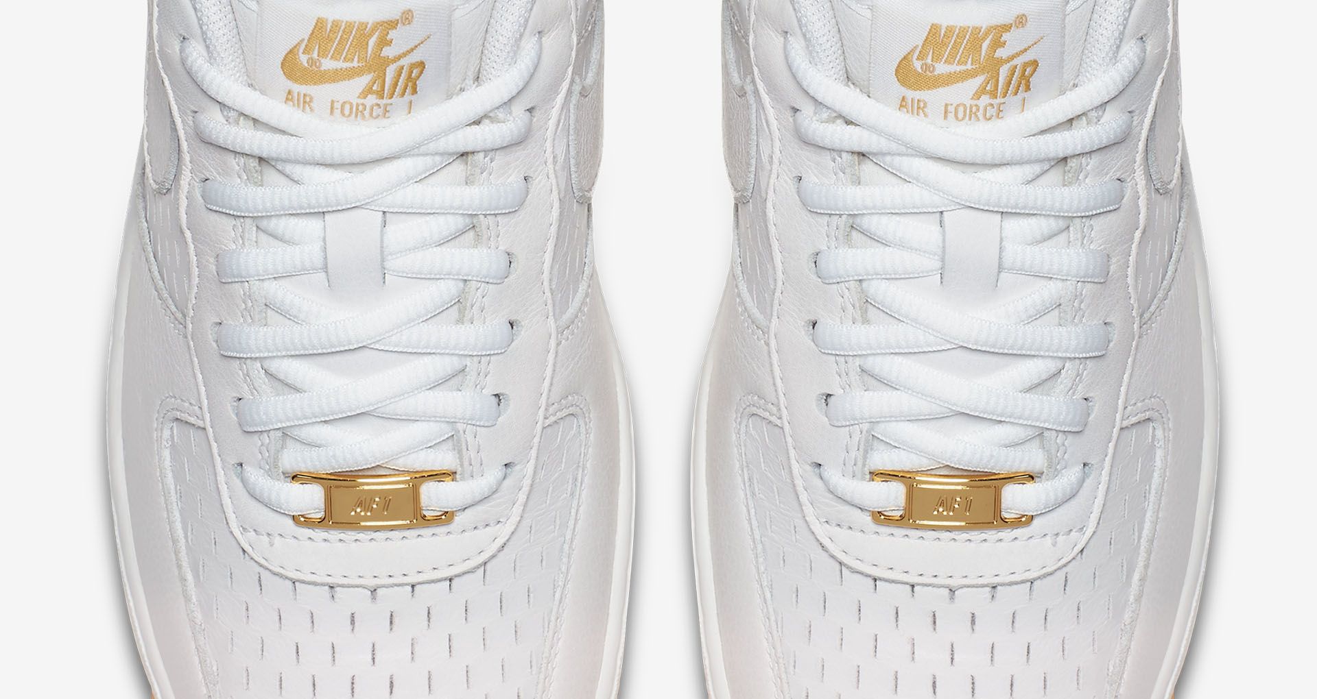 Women\u0027s Nike Air Force 1 \u0027Summit White \u0026 Metallic Gold