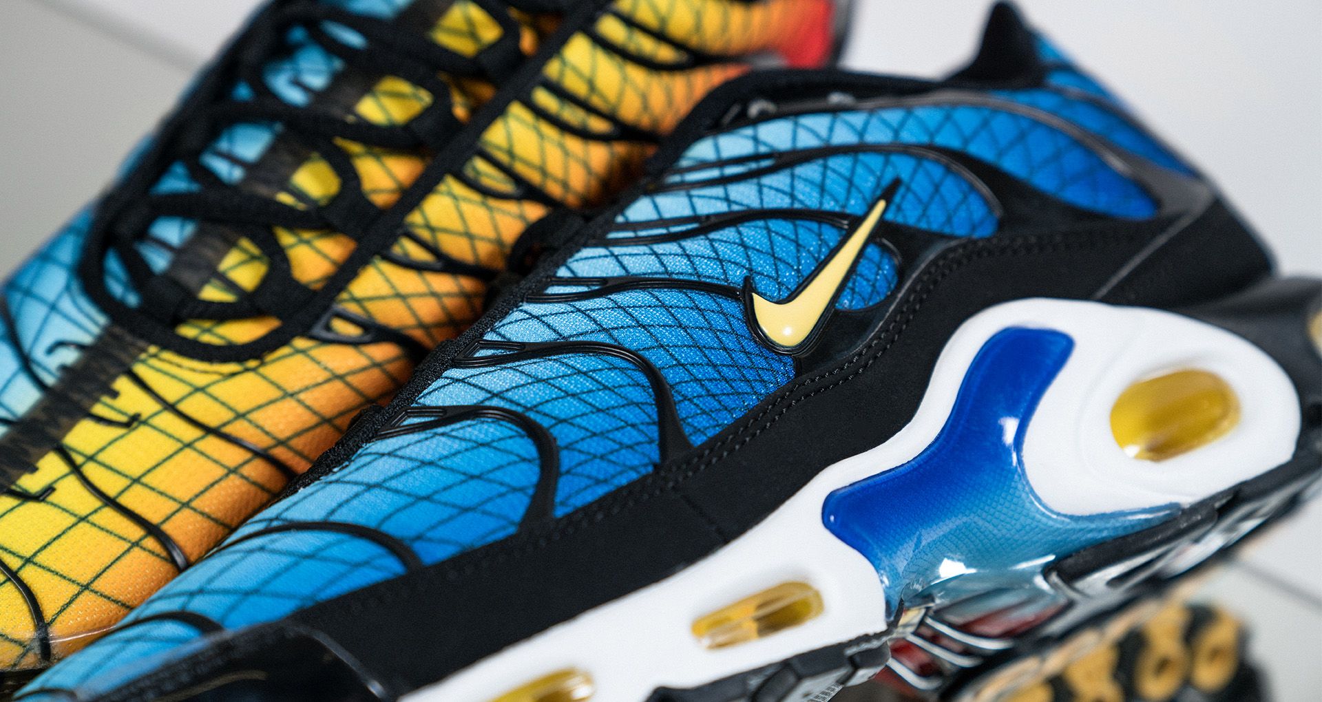 BEHIND THE DESIGN: AIR MAX PLUS TN SE GREEDY. Nike SNEAKRS FI BEHIND THE DESIGN: AIR MAX PLUS TN SE GREEDY. Nike SNEAKRS FI