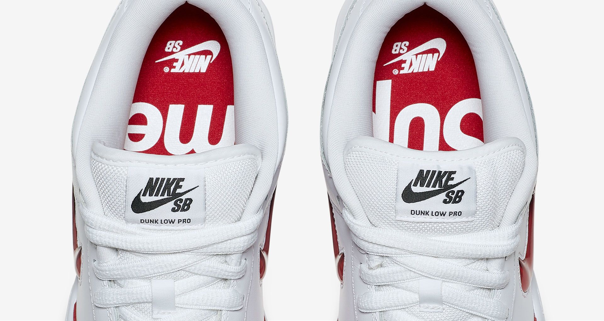 nike sb dunk low supreme