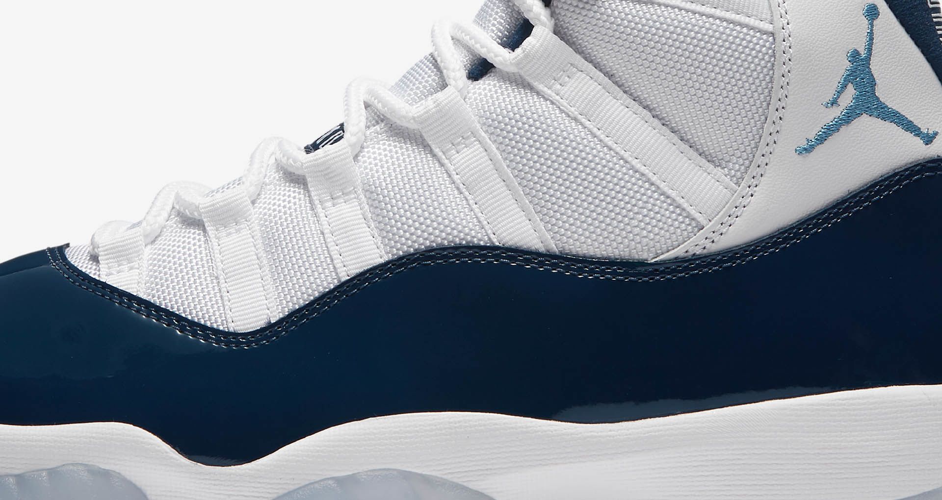 midnight blue 11s