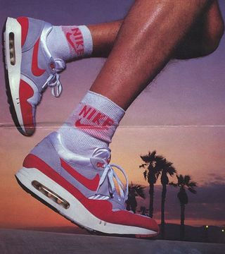 FI Inside VaultNight FI VaultNight Inside TrakNike SNEAKRS TrakNike SNEAKRS QthrdsCx