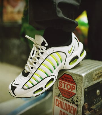 nike air max tailwind 1999